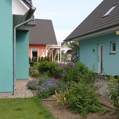 K 100 EG - Ferienwohnung im Erdgeschoss mit großem Garten Röbel Exterior foto