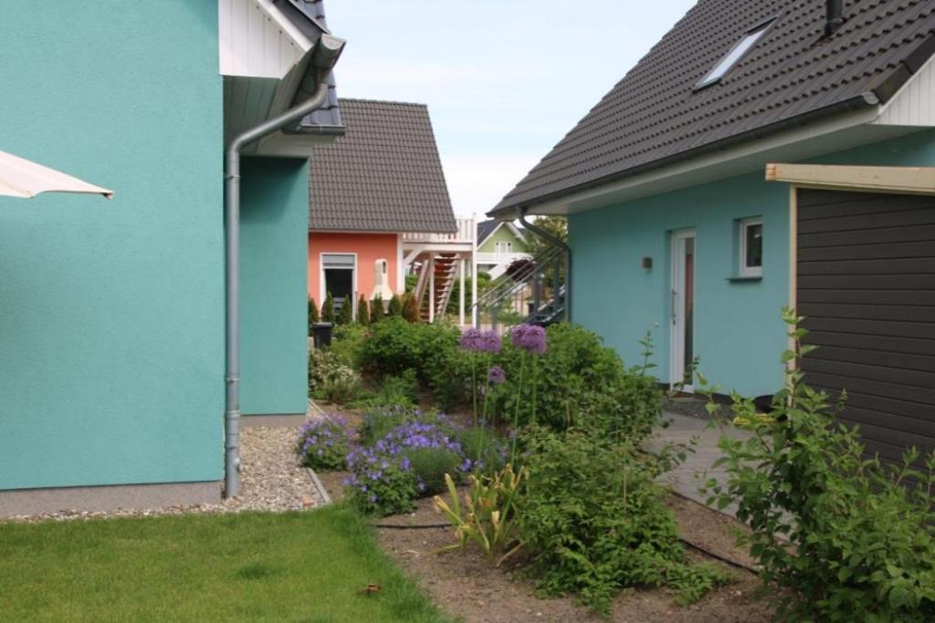 K 100 EG - Ferienwohnung im Erdgeschoss mit großem Garten Röbel Exterior foto