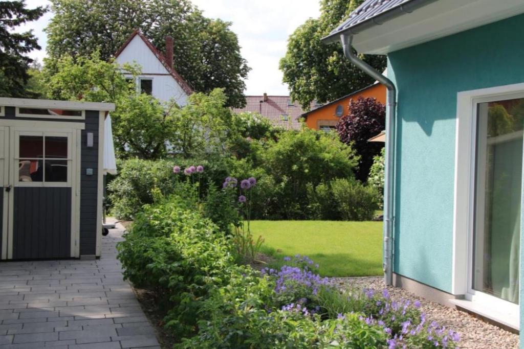 K 100 EG - Ferienwohnung im Erdgeschoss mit großem Garten Röbel Exterior foto