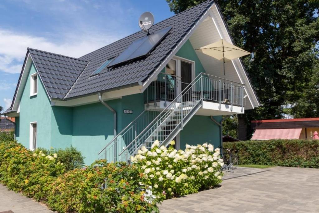 K 100 EG - Ferienwohnung im Erdgeschoss mit großem Garten Röbel Exterior foto